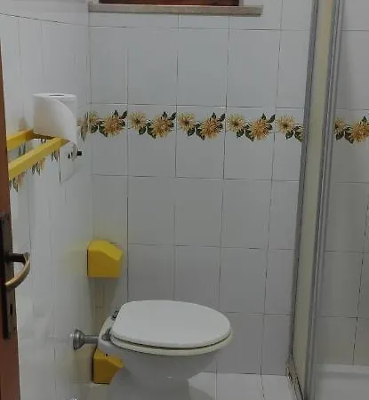 Pierhouse Li Piri Apartment